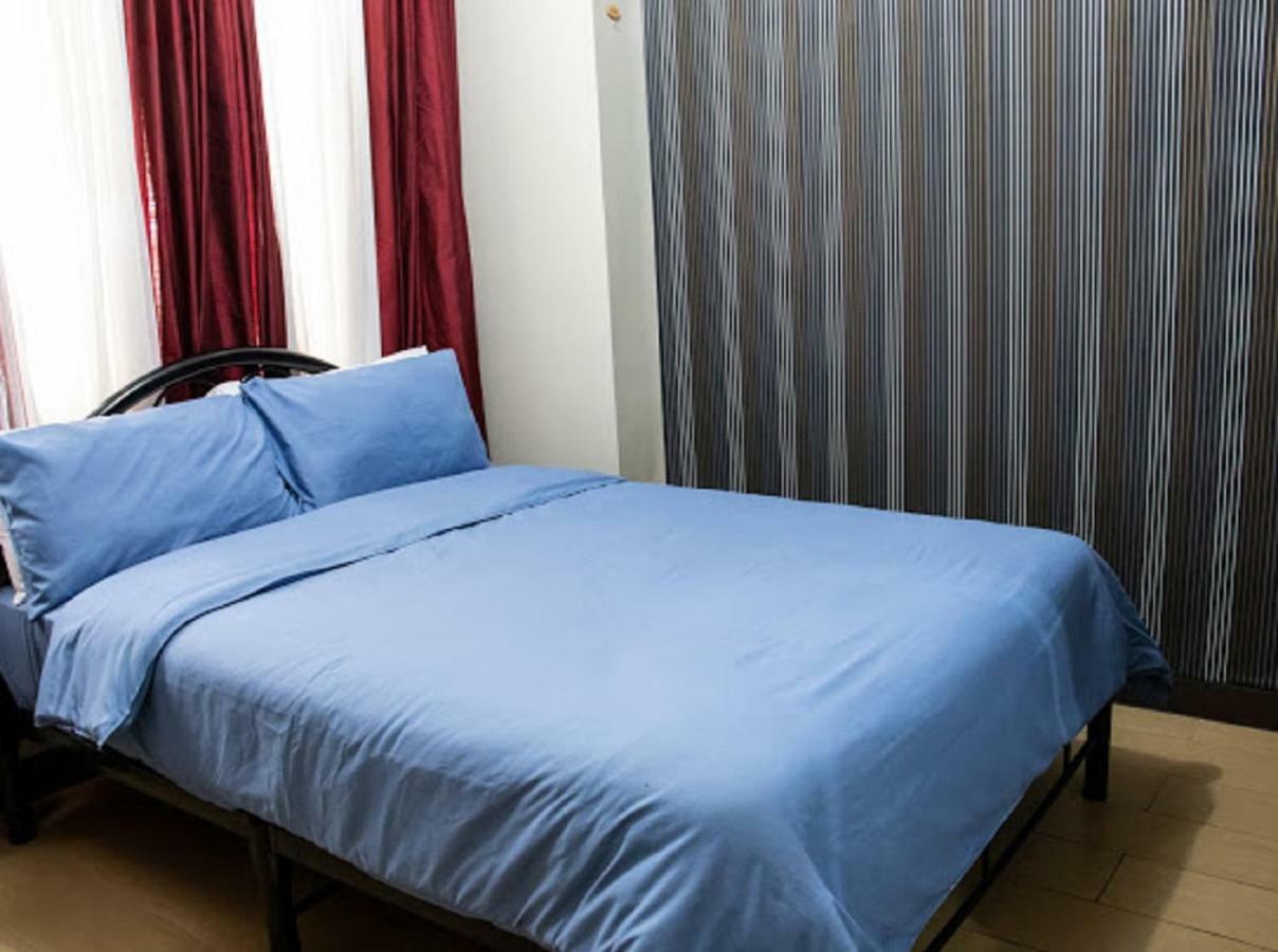 Cubao Manhattan Heights Unit 5A Tower C Кесон Сити Екстериор снимка